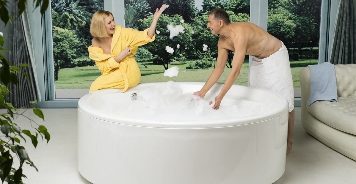 Allegra Round Freestanding Bathtub 2 (web 4)