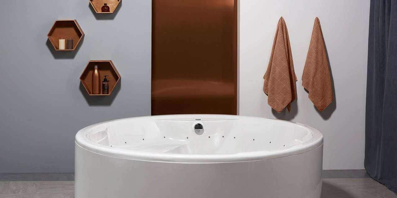 Allegra wht freestanding relax air massage bathtub (1)