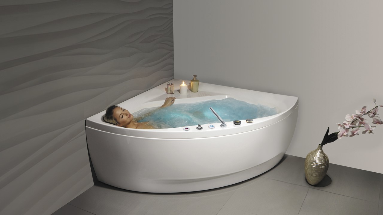 Aquatica olivia wht spa jetted corner bathtub usa 01 2 (web)