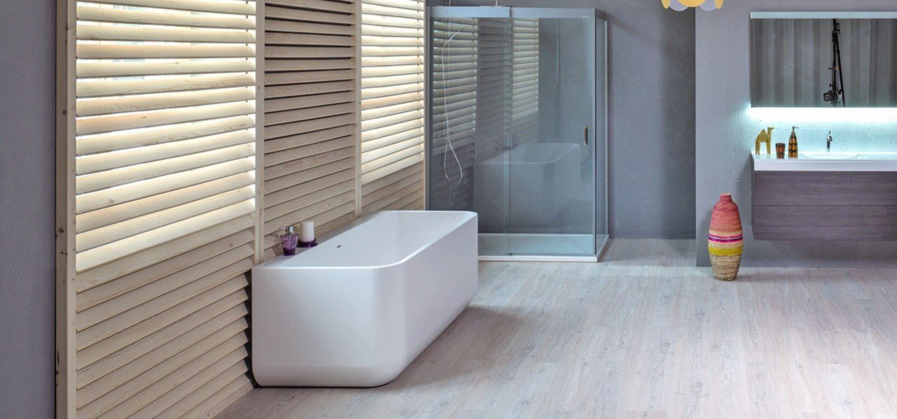 Aquatica sincera wht back to wall freestanding solid surface bathtub web 01 600