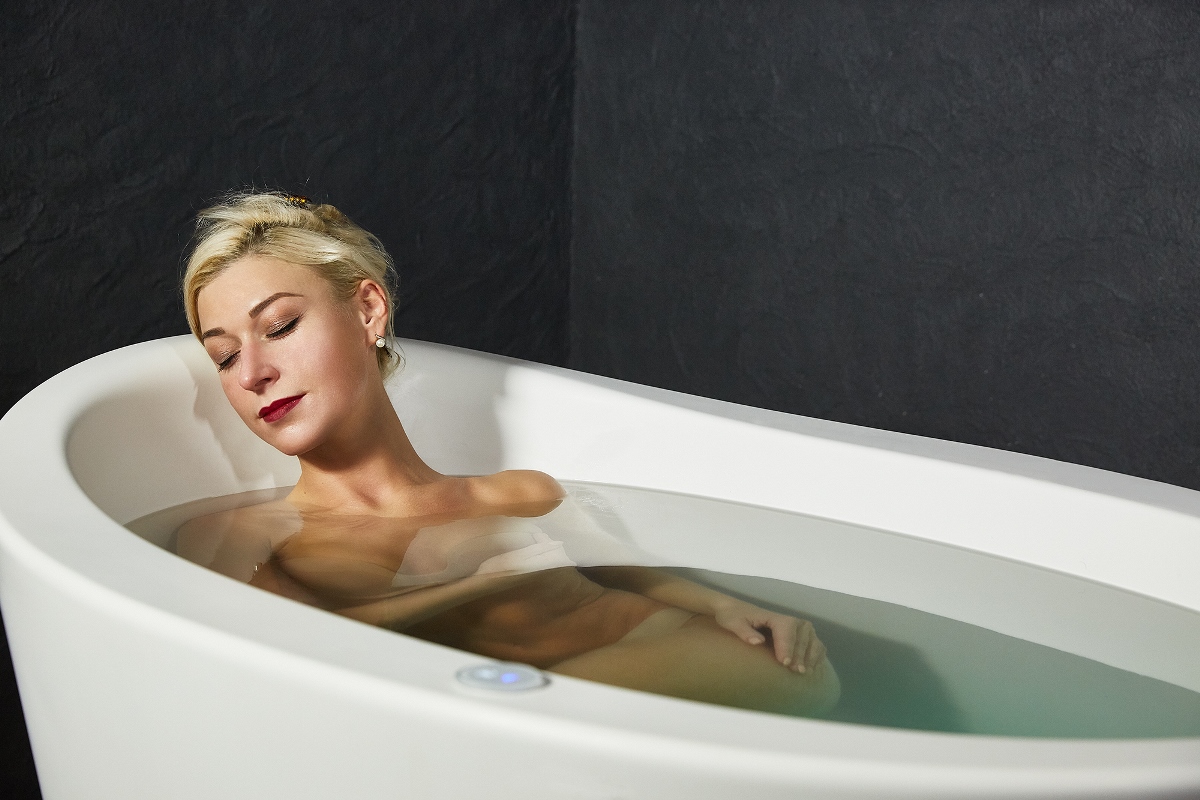 Aquatica true ofuro tranquility freestanding solid surface bathtub web 15