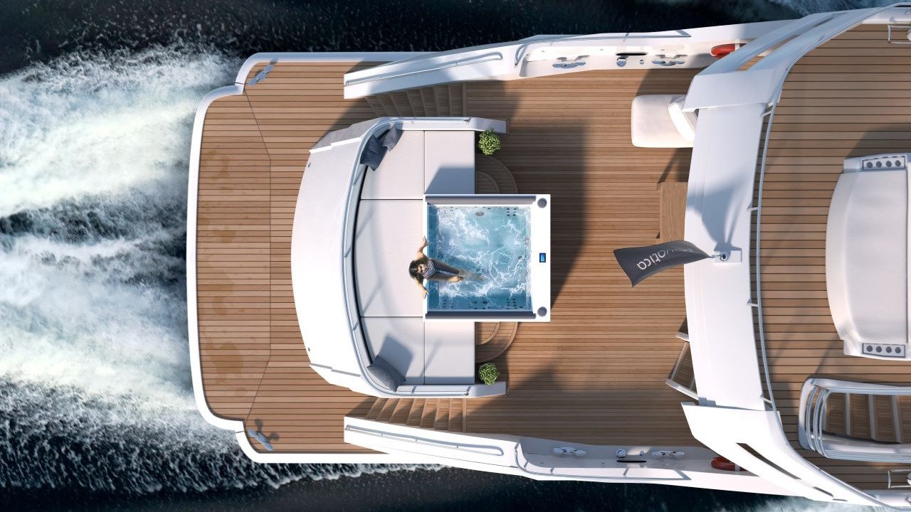 Aquatica Downtown 2 With Maridur Siding Spa05 image 1280x720 (web)