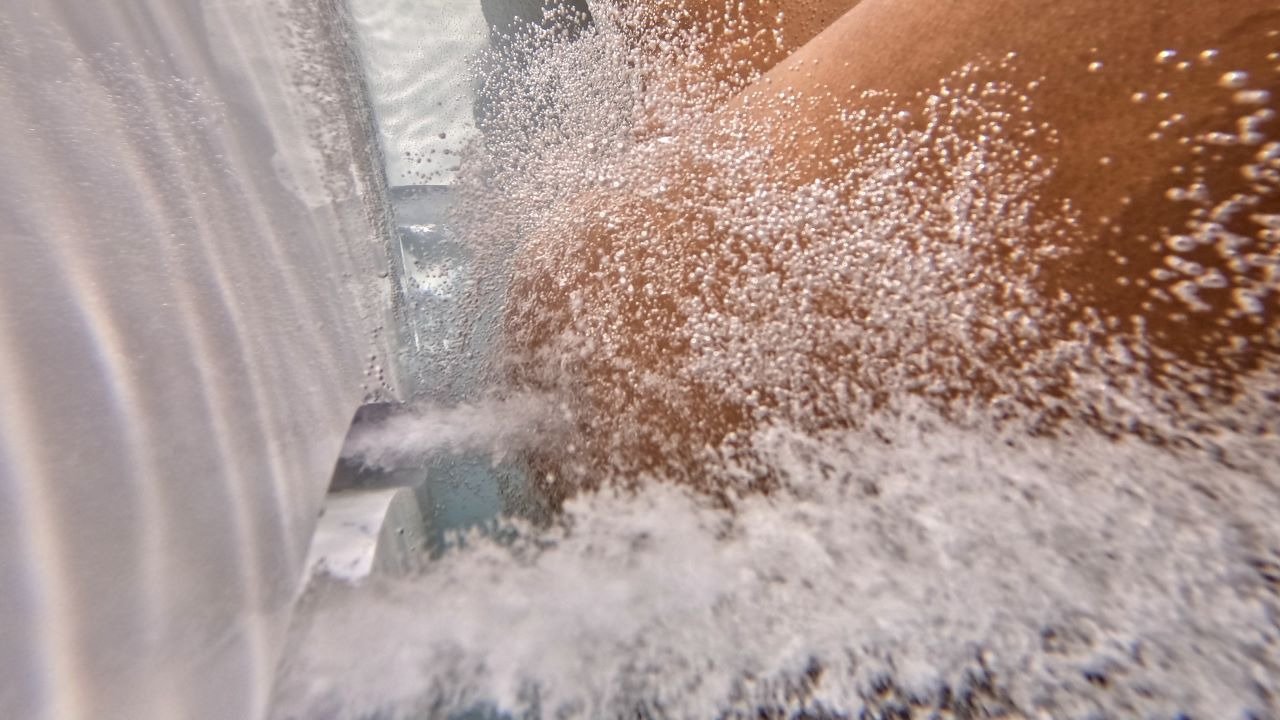 Aquatica Vibe Infinity Side Jets01 1 image 1280x720 (web)