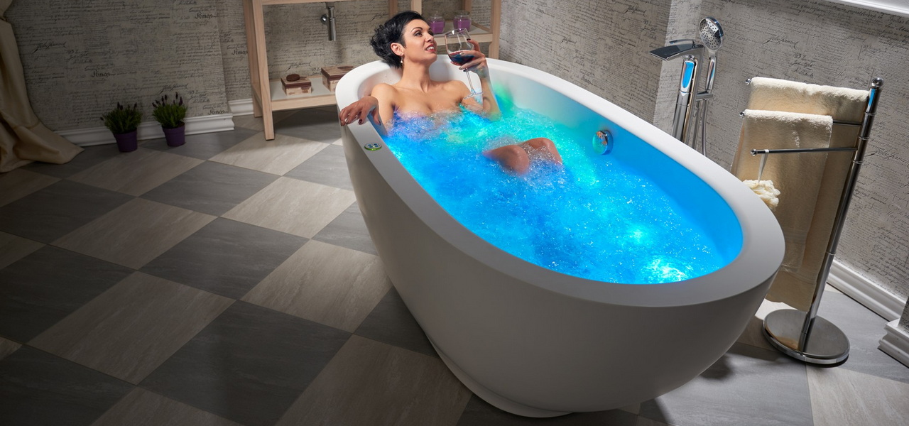 Aquatica Karolina Relax Solid Surface Air Massage Bathtub