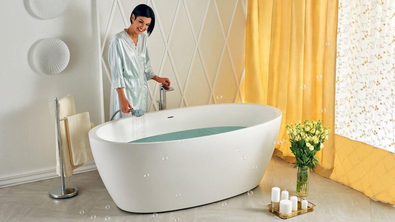 Sensuality wht freestanding oval solid surface bathtub by Aquatica 06 04 1615 57 39 1280x720 (web)