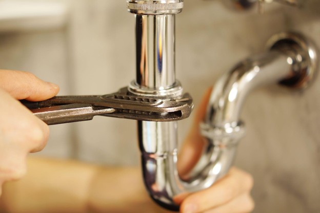 Why You Might Need to Replace Your Bathtub Faucet